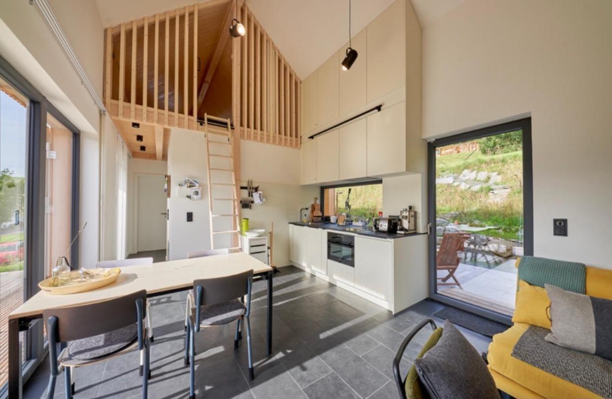 Eifelhausaufzeit-Vulkaneifel-Architekten-Chalet Mit Sauna Im Vulkankrater Immerath المظهر الخارجي الصورة